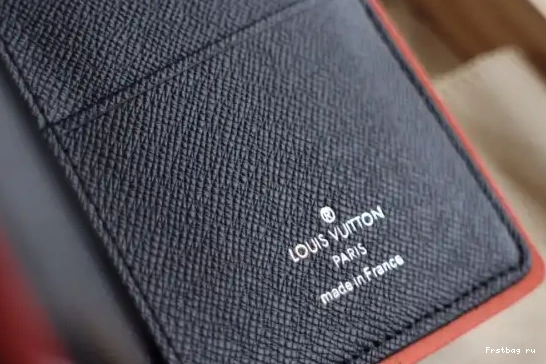 First bag ru Louis Vuitton Wallet Brazza 0528